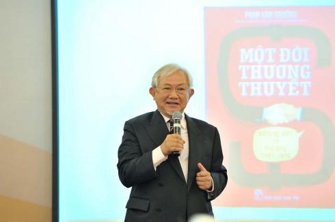 GS Phan Văn Trường nói “không tin lắm vào công nghệ cao” trong nông nghiệp, các chuyên gia khác phản biện ra sao?