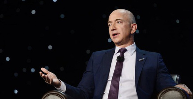 Quy tắc 2 bánh pizza và họp trong im lặng – những bí kíp giúp Jeff Bezos trở thành người giàu nhất hành tinh