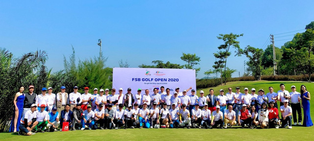 Viện Quản trị & Công nghệ FSB – Đại học FPT tổ chức giải Golf cho học viên và cựu học viên