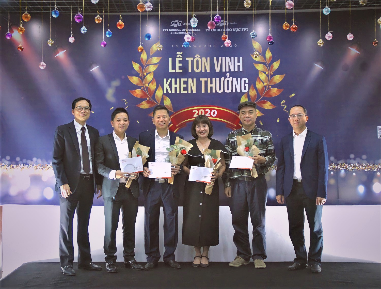 FSB tổ chức Lễ vinh danh 2020 chuyên nghiệp, hoành tráng