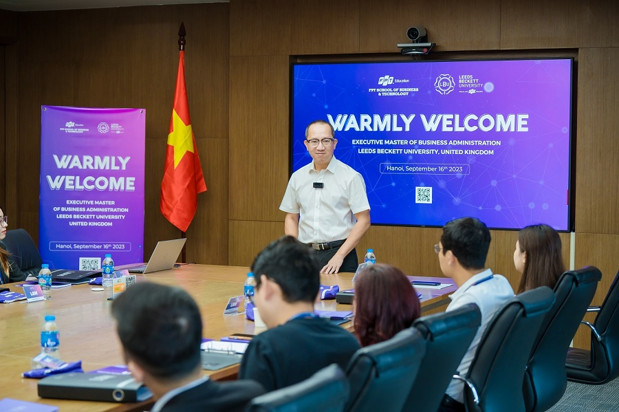 Khai giảng đáng nhớ của chương trình Thạc sĩ MBA ĐH Leeds Beckett
