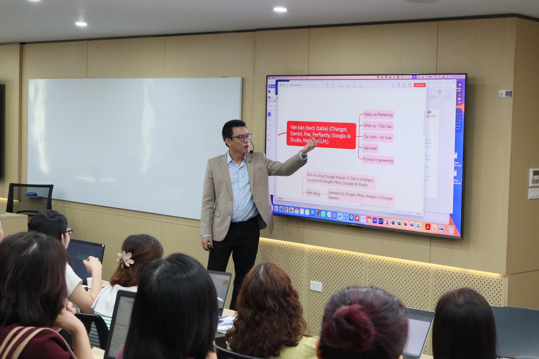 FSB khai giảng khóa học “AI-Driven Transformation” dành cho cán bộ SHB