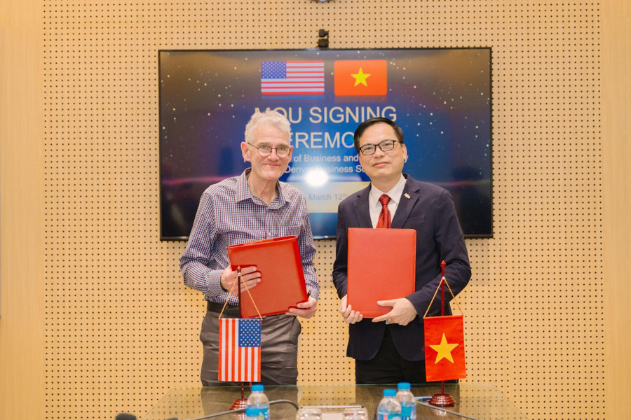 Triển khai chương trình MBA định hướng tư duy quản trị số đầu tiên tại Việt Nam