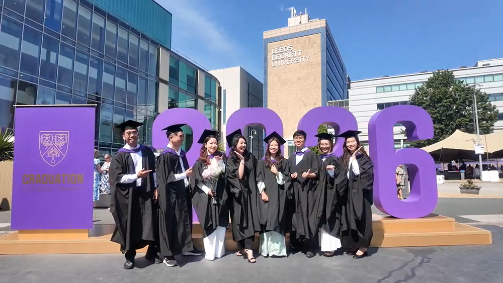 Khoảnh khắc đáng nhớ tại Lễ Tốt nghiệp Leeds Beckett MBA 2026 tại Vương quốc Anh