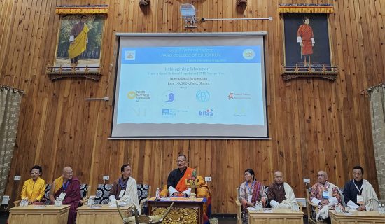 TS. Nguyễn Hồng Phương trình bày tham luận tại Hội nghị chuyên đề giáo dục 2024 Bhutan