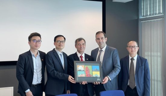 FPT School of Business and Technology (FSB) attended Graduation Ceremony at Leeds Beckett University