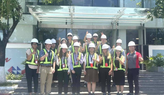 FSB collaborates to organize practical study program for Michigan State University (MSU) students at Coca-Cola factory in Da Nang