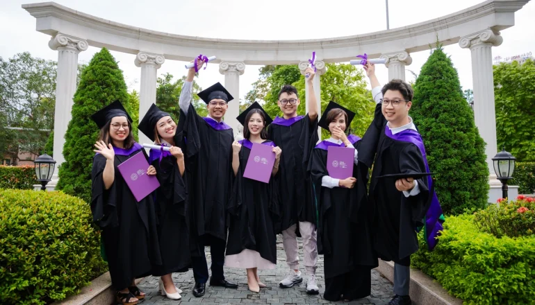 Du học không còn là lựa chọn mặc định để sở hữu bằng MBA quốc tế