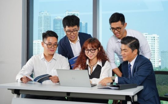 FSB hợp tác với trường Kinh doanh Melbourne