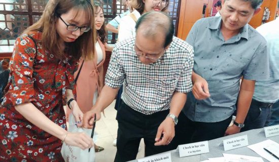 Học viên FSB tìm con đường xây dựng thương hiệu với doanh nhân Lý Quí Trung