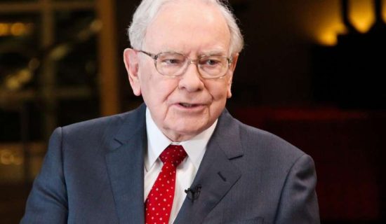 Warren Buffett đang đầu tư vào những gì?