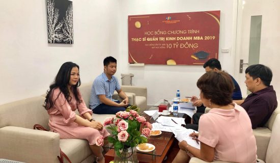 Khí thế sục sôi của các chiến binh trong ngày đầu phỏng vấn giành học bổng 7 tỷ