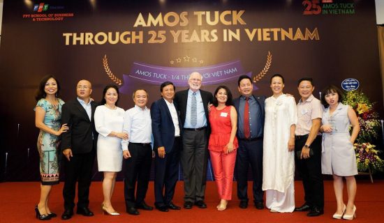 Viện Quản trị & Công nghệ FSB, Đại học FPT tổ chức Gala Dinner “Amos Tuck – ¼ Thế kỷ với Việt Nam” đánh dấu 25 năm Amos Tuck hiện diện tại Việt Nam