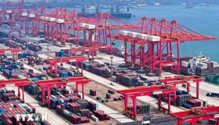 IMF: Kinh tế toàn cầu tăng trưởng tốt nhưng còn nhiều rủi ro