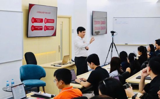 FSB tổ chức hội thảo “Bộ Tứ Nghị Quyết” – Gợi mở chiến lược đột phá cho lãnh đạo doanh nghiệp