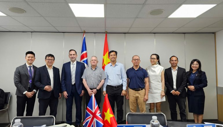 FSB và Đại học Leeds Beckett: Thắt chặt hợp tác – Mở rộng tương lai giáo dục toàn cầu